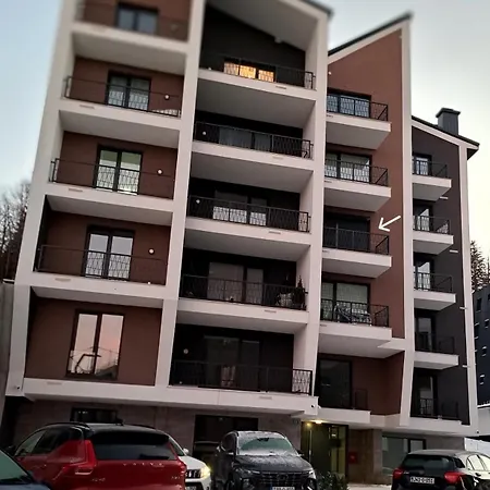 - Vucica Apartman *
